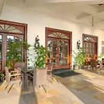 Lazaani Hotel Colombo