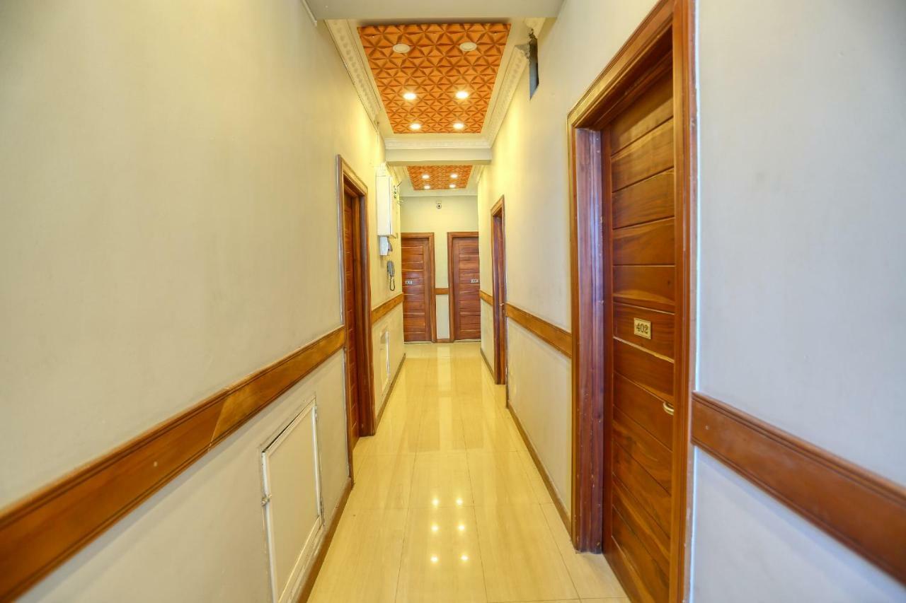 Lazaani Hotel