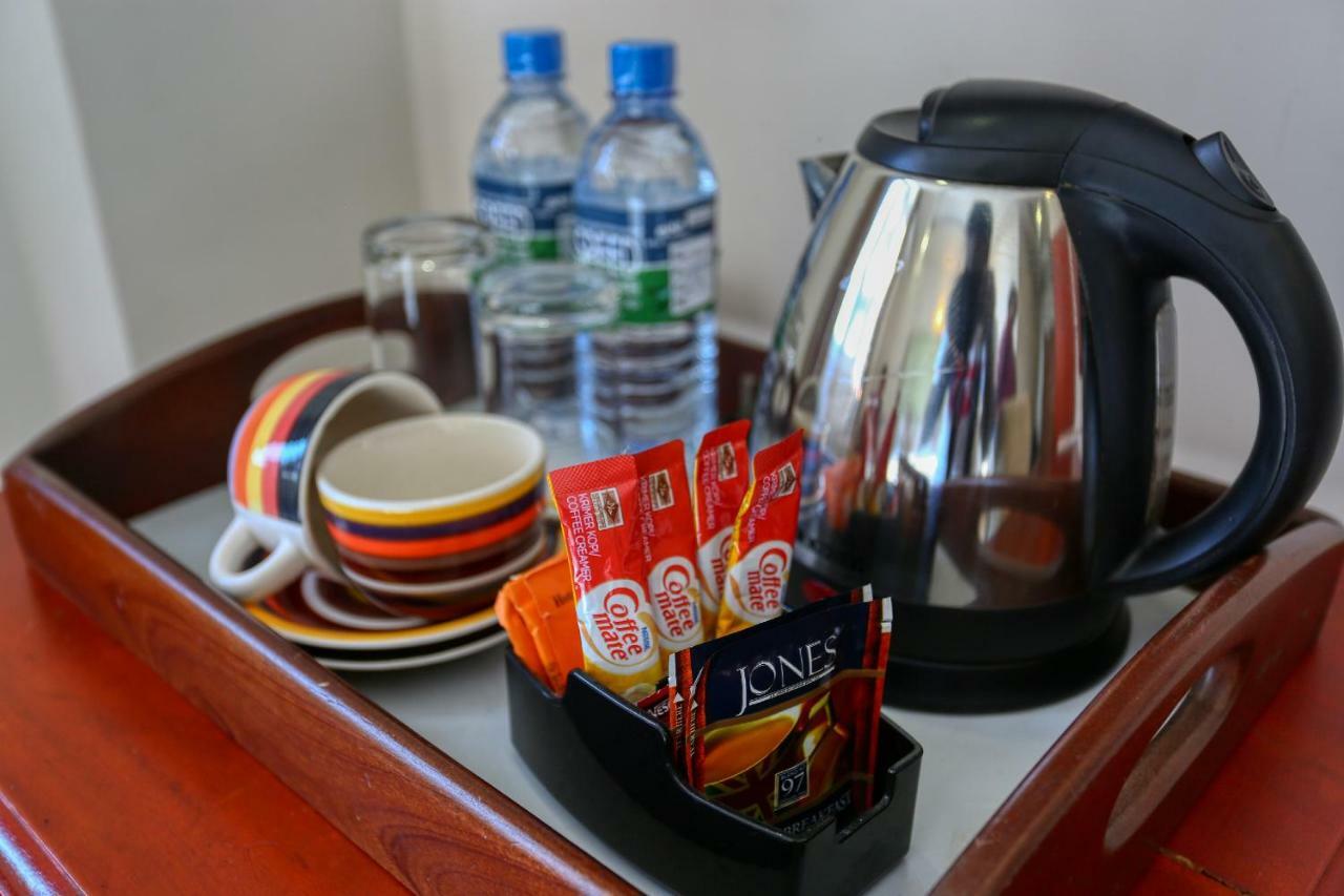 Hotel Lazaani Colombo