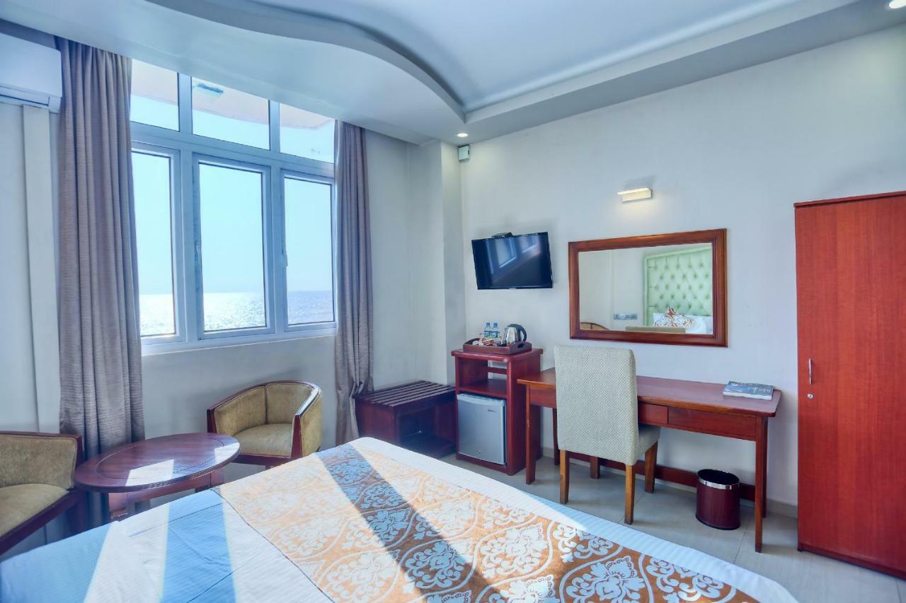 Lazaani Hotel 3*